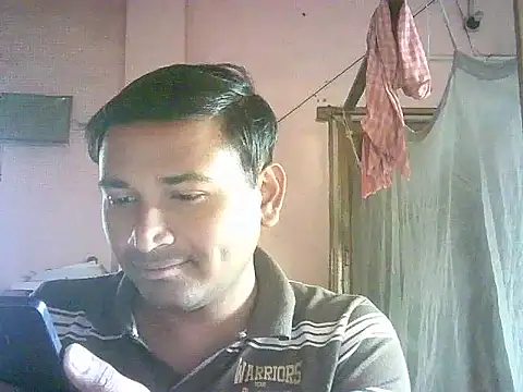 handsome12345  online show from 01-12-26, 02:29