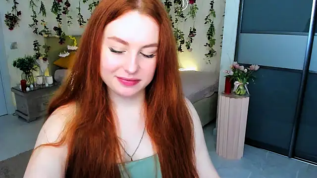 Snapshot of AirySilhouette chatting on 06-05-26, 10:21 AirySilhouette online show from 06-05-26, 10:21
