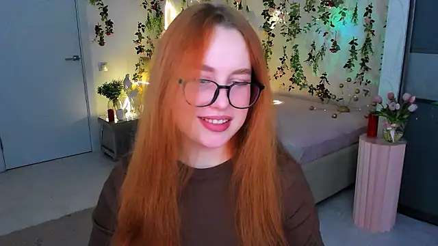 Snapshot of AirySilhouette chatting on 02-06-26, 10:11 AirySilhouette online show from 02-06-26, 10:11