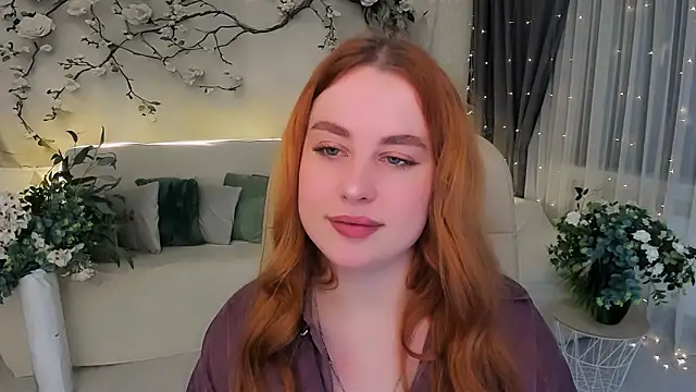 AirySilhouette online show from 11-29-25, 02:44