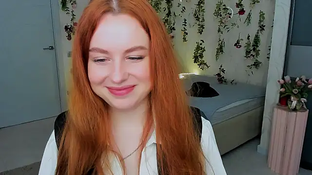 AirySilhouette online show from 04-18-26, 08:09