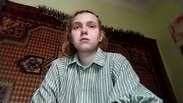 KikiBang online show from 12-21-25, 10:17