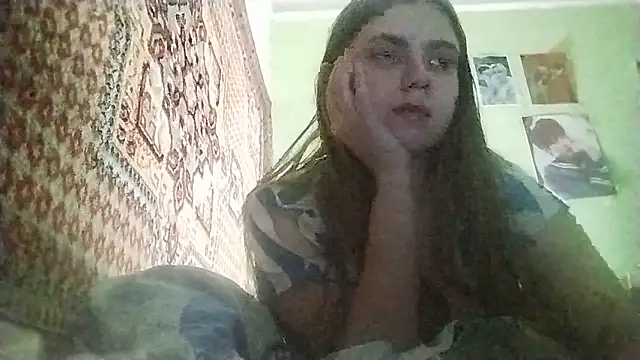 KikiBang online show from 12-17-25, 08:03