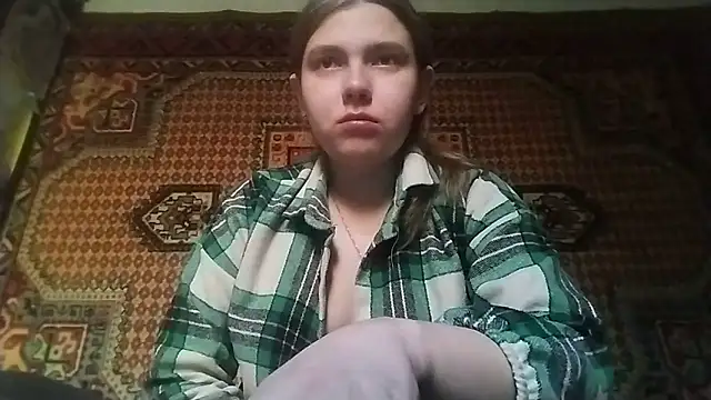 KikiBang online show from 11-24-25, 10:48