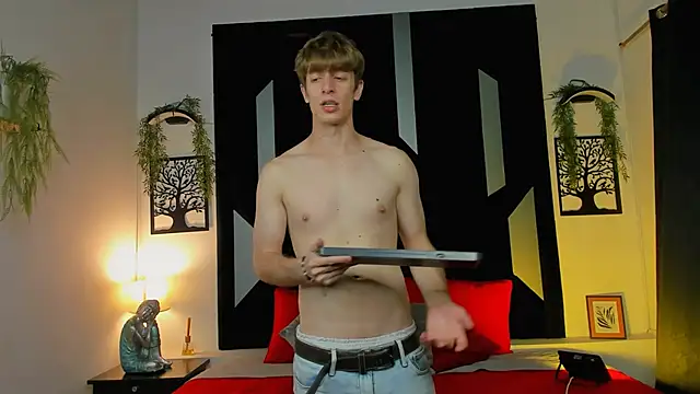 Ostin Saints online show from 04-08-26, 06:53