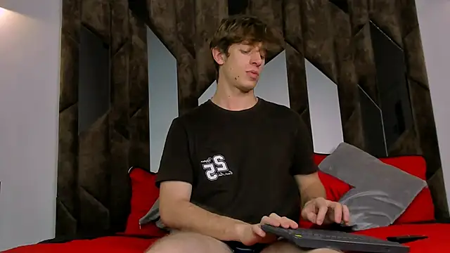 Ostin Saints online show from 07-01-26, 04:02