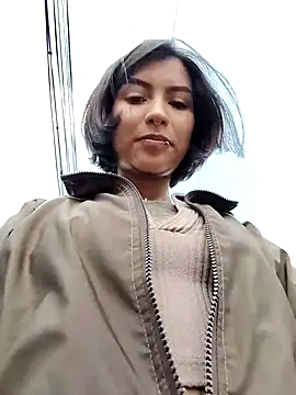 Zoe addiction online show from 12-16-25, 05:28