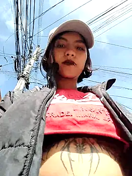 Zoe addiction online show from 11-30-25, 02:07