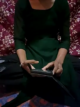 Snapshot of Ranu_namulkar chatting on 11-20-25, 01:01 Ranu namulkar online show from 11-20-25, 01:01