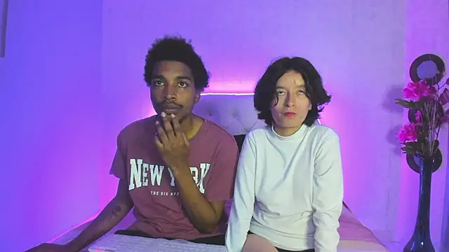 CoralAndOcean  online show from 01-12-26, 06:15