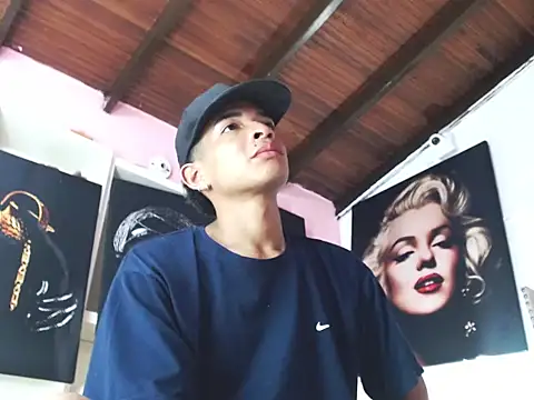 crissex3 online show from 02-19-26, 01:30