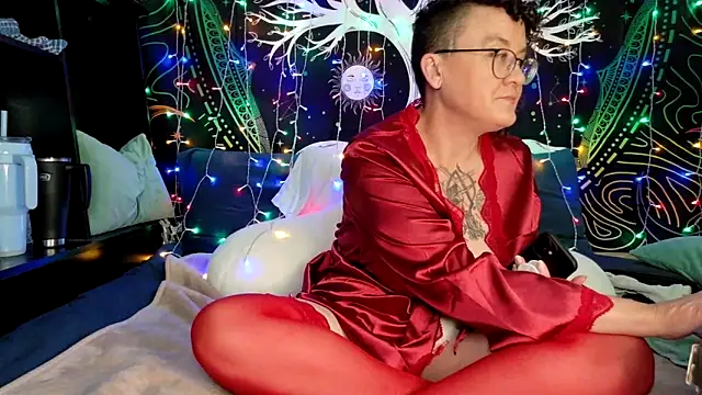 Snapshot of sareberr420 chatting on 07-26-26, 04:03 sareberr420 online show from 07-26-26, 04:03