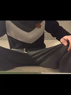 Spielzeugtwink online show from 12-01-25, 07:04