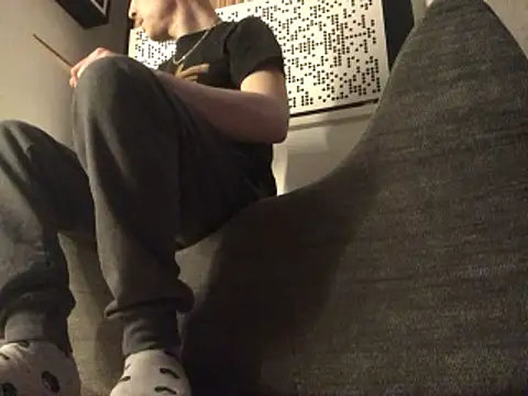 Spielzeugtwink online show from 04-16-26, 10:23