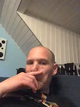 Spielzeugtwink online show from 07-02-26, 11:11