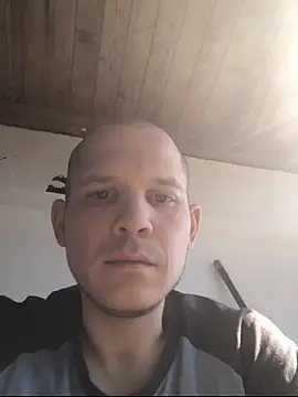 Spielzeugtwink online show from 06-11-26, 08:33
