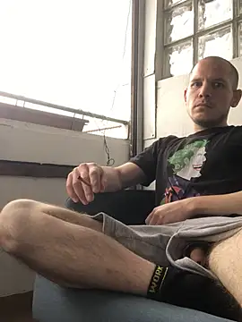 Spielzeugtwink online show from 07-19-26, 04:37