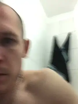 Spielzeugtwink online show from 07-21-26, 08:54