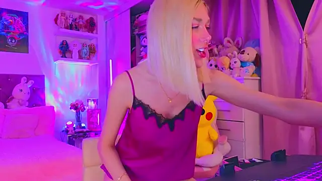 MadamBarbiee online show from 03-03-26, 12:28