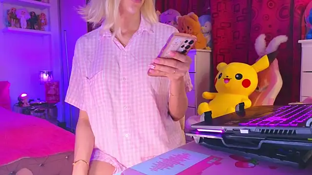 MadamBarbiee online show from 12-01-25, 11:27