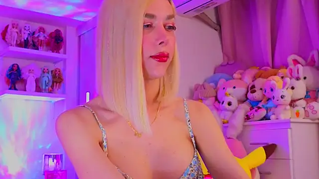 MadamBarbiee online show from 03-06-26, 10:49