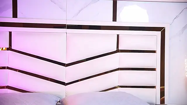 luciana agudelo online show from 02-14-26, 07:14