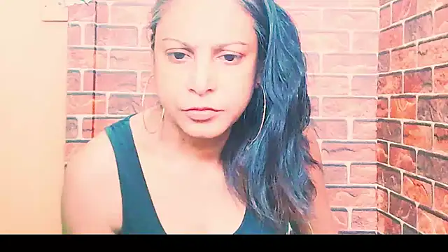 Snapshot of indian_spice_girl chatting on 07-03-26, 08:10 indian spice girl online show from 07-03-26, 08:10