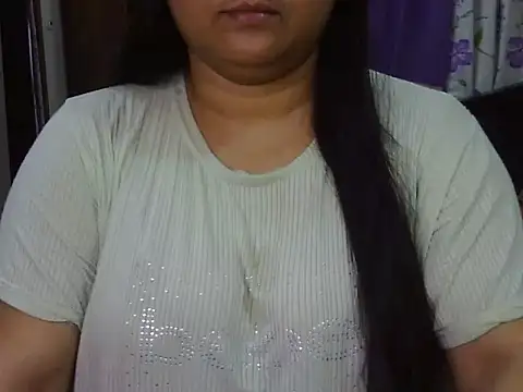 Snapshot of Natasha_pihu chatting on 05-09-26, 06:11 Natasha pihu online show from 05-09-26, 06:11