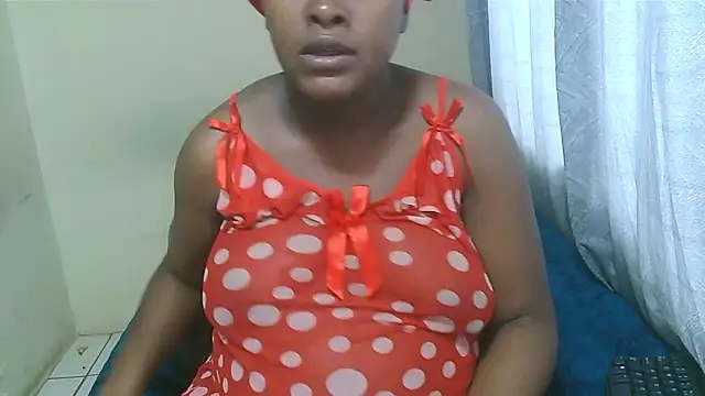 PregiiCaramellxx online show from 01-18-26, 08:07