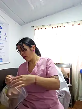 JustSamantha  online show from 04-29-26, 11:25