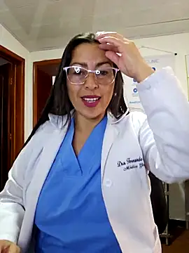 Snapshot of JustSamantha_ chatting on 02-06-26, 12:23 JustSamantha online show from 02-06-26, 12:23