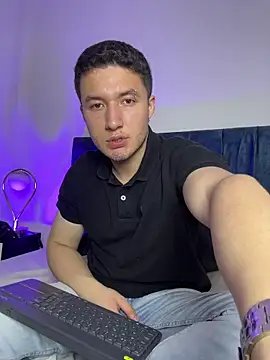 Ethan-Connor online show from 11-20-25, 08:31