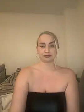 BootyQueenApril online show from 11-29-25, 09:48