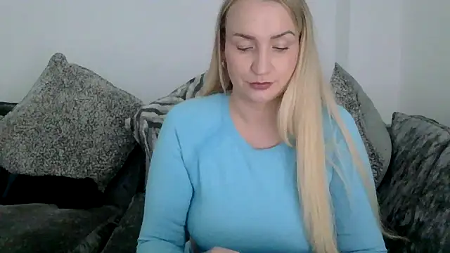 BootyQueenApril online show from 11-23-25, 10:14