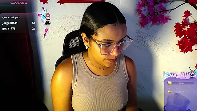 Snapshot of chleo_rosse chatting on 06-28-26, 03:13 chleo rosse online show from 06-28-26, 03:13