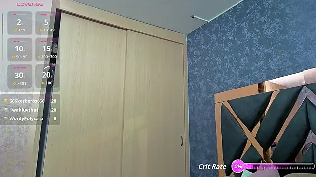 Snapshot of alicee_foox chatting on 06-05-26, 06:57 alicee foox online show from 06-05-26, 06:57