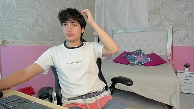 JakeSummer  online show from 11-24-25, 01:33