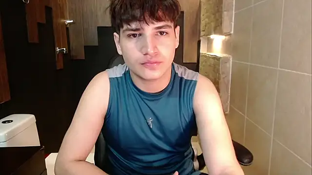 JakeSummer  online show from 02-10-26, 01:10