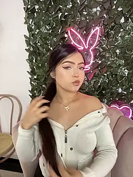 KyliePinkk  online show from 11-27-25, 05:57