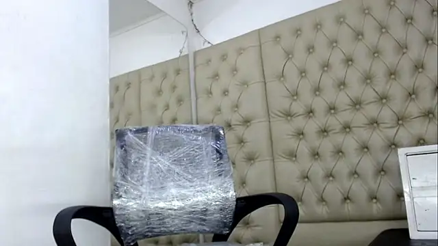 HollmanFronsh online show from 12-14-25, 02:29