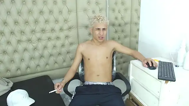 HollmanFronsh online show from 12-01-25, 02:56