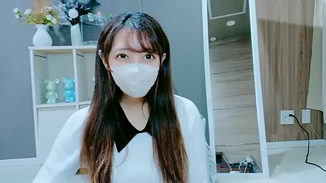 Nami-jpn online show from 12-05-25, 09:52