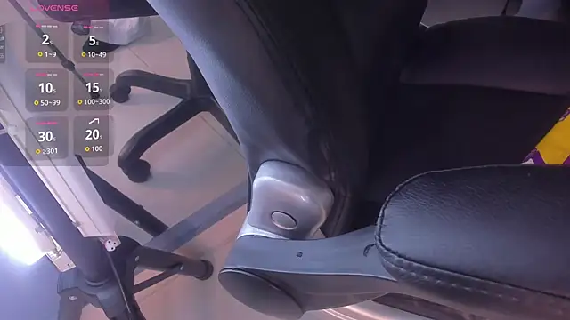 Snapshot of lexiemonroe2 chatting on 11-29-25, 07:03 lexiemonroe2 online show from 11-29-25, 07:03