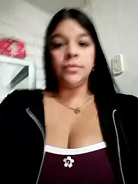 Layla-daring online show from 03-09-26, 06:33