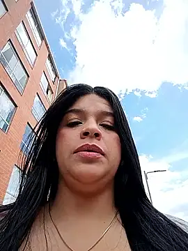 Layla-daring online show from 01-17-26, 06:55