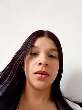 Layla-daring online show from 07-18-26, 05:21