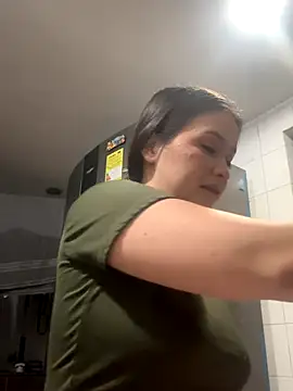 Little  Danni1 online show from 12-16-25, 12:26