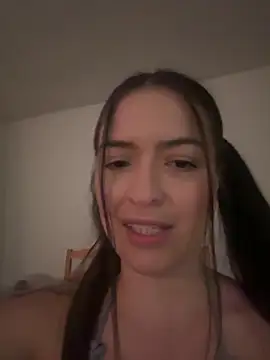 Little  Danni1 online show from 06-08-26, 01:28