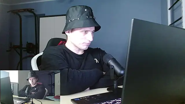 Poliglotjoe1 online show from 02-07-26, 08:39