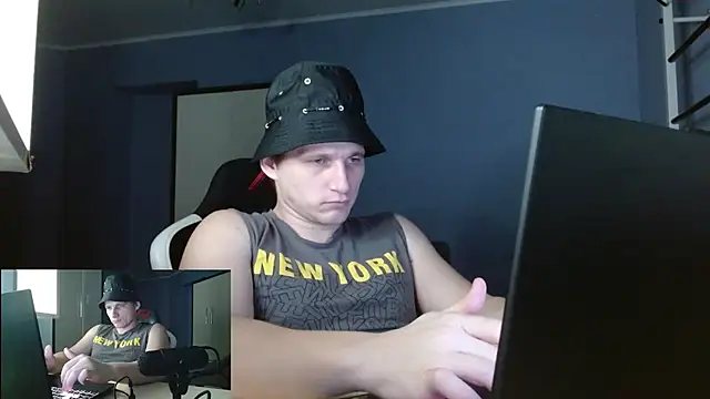 Poliglotjoe1 online show from 02-16-26, 03:49